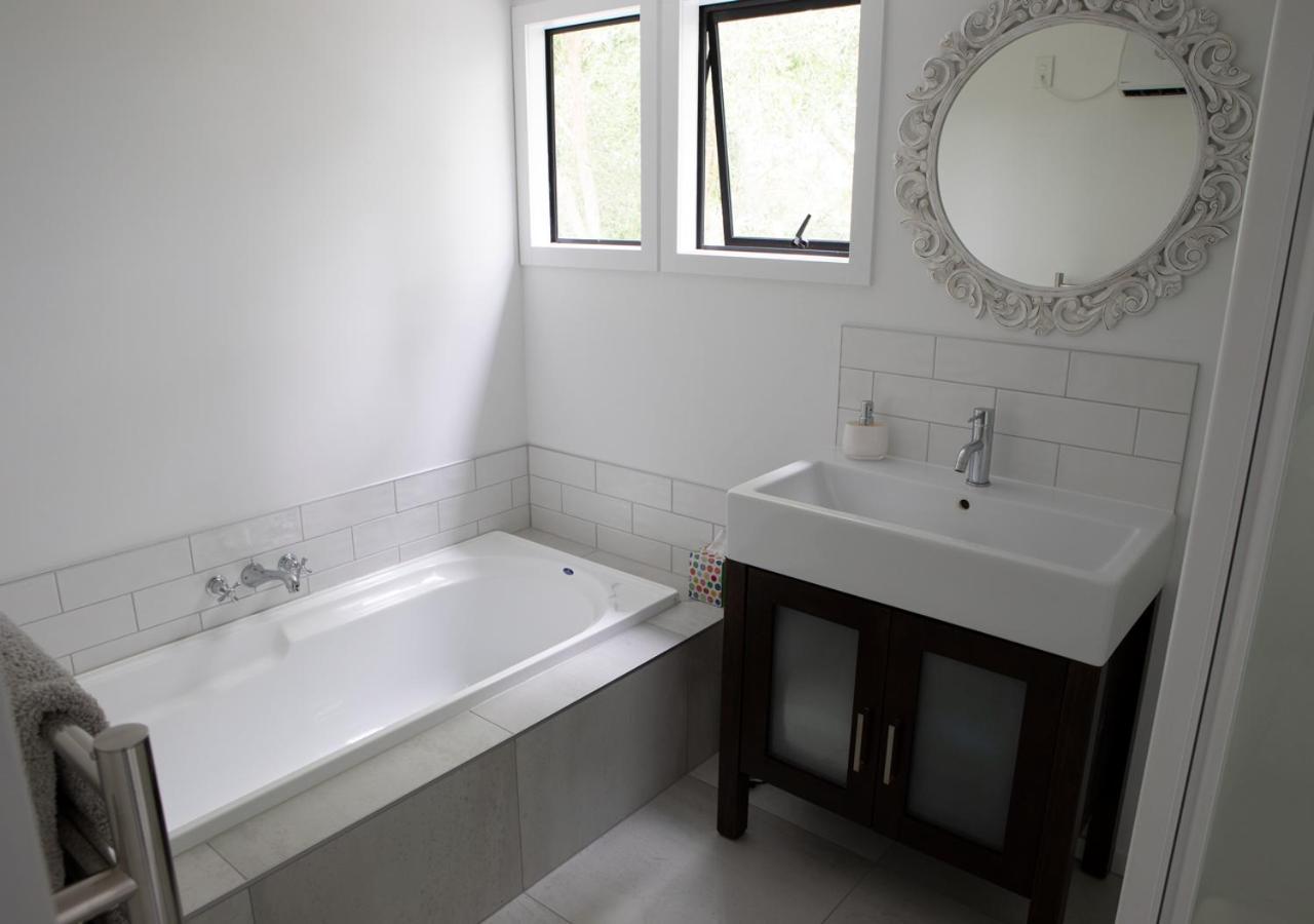Black Walnut Cottage هافلوك الشمالية المظهر الخارجي الصورة